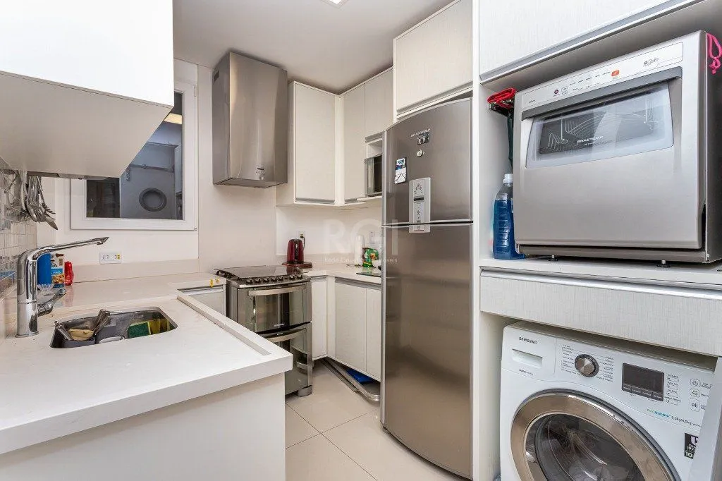 Imagem Apartamento no Centro - 2 dormitórios - reformado e mobiliado