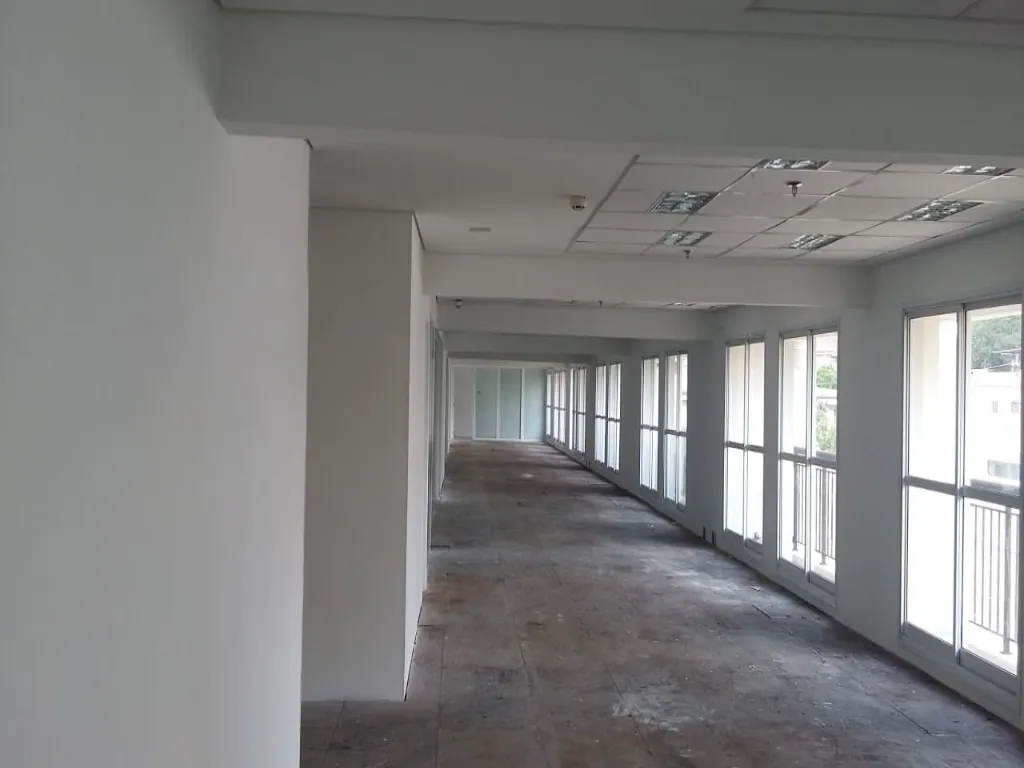 Imagem Conjunto Comercial de Excelência em Santana, São Paulo-SP com 1 Vaga de Garagem e 107m² de Área