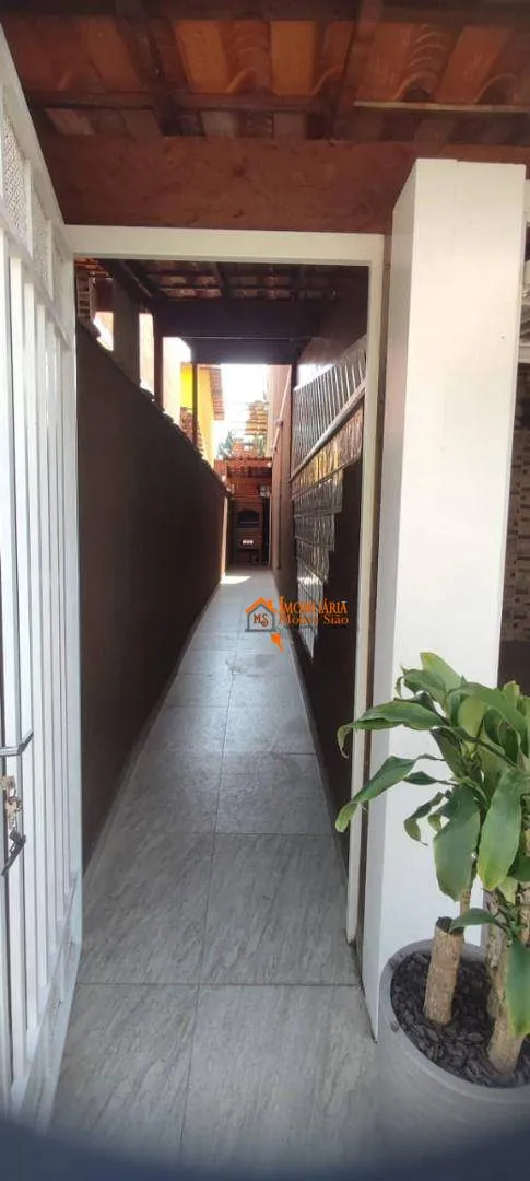Imagem Casa com 2 dormitórios à venda, 68 m² por R$ 375.000,00 - Cidade Soberana - Guarulhos/SP