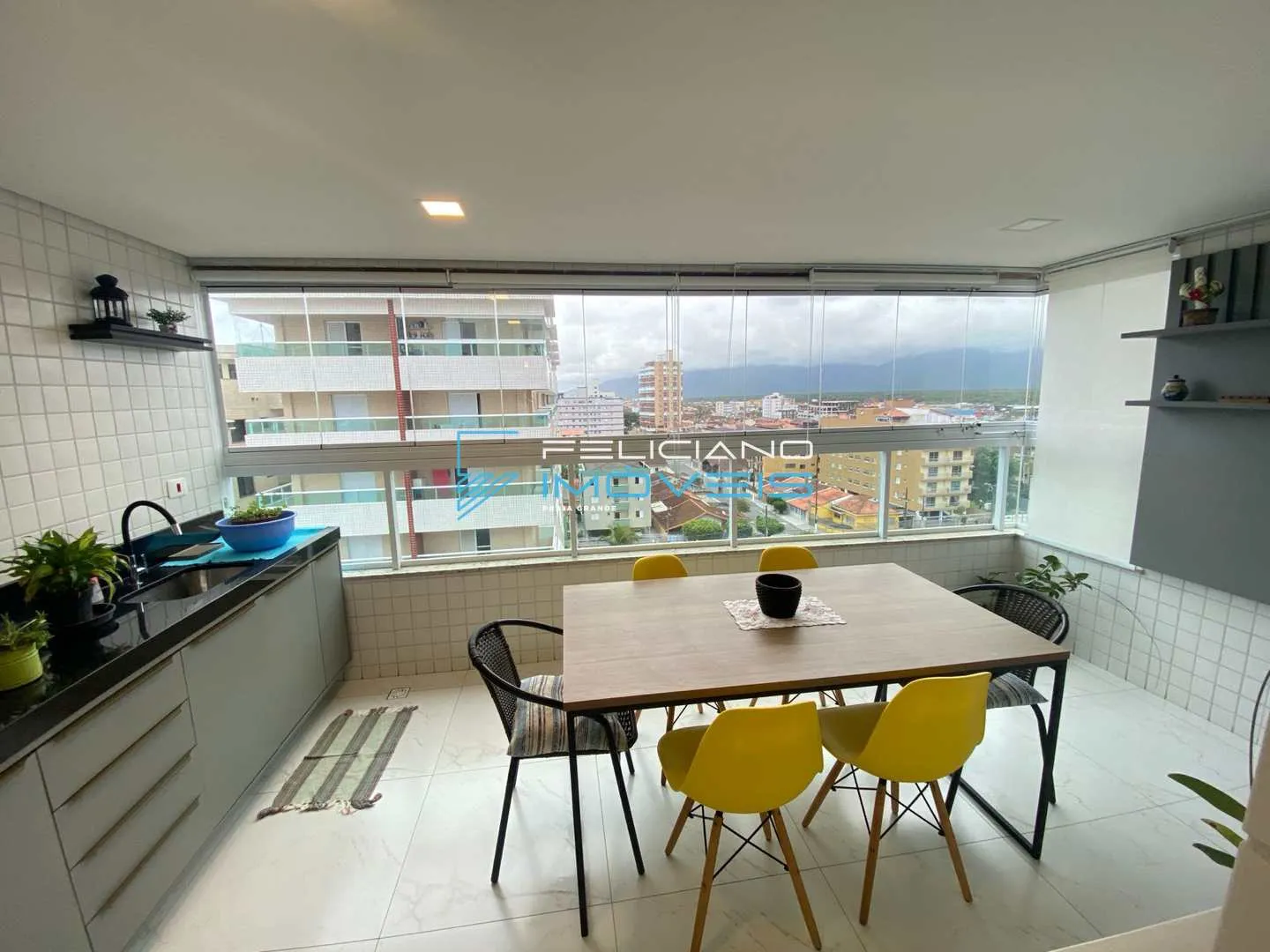 Imagem Apartamento com 2 quartos, Caiçara, Praia Grande - R$ 625 mil, Cod: 3988