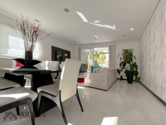 Imagem Casa de Condomínio em Aldeia da Serra - Barueri, SP