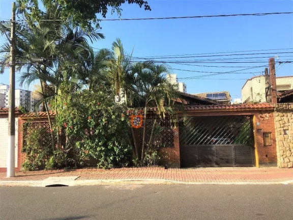 Foto do imóvel Casa com 3 dormitórios à venda, 180 m² por R$ 1.100.000 - Vila Guilhermina - Praia Grande/SP