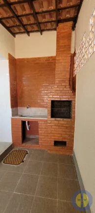 Imagem Lindo duplex bem localizado á "uma quadra da praia!" Oportunidade!