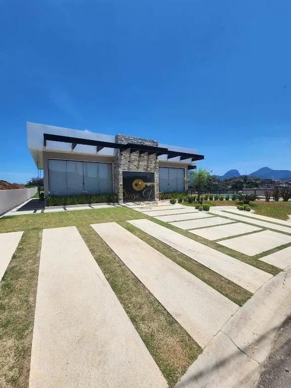 Imagem Terreno em Condomínio para Venda em Teresópolis / RJ no bairro Ermitage