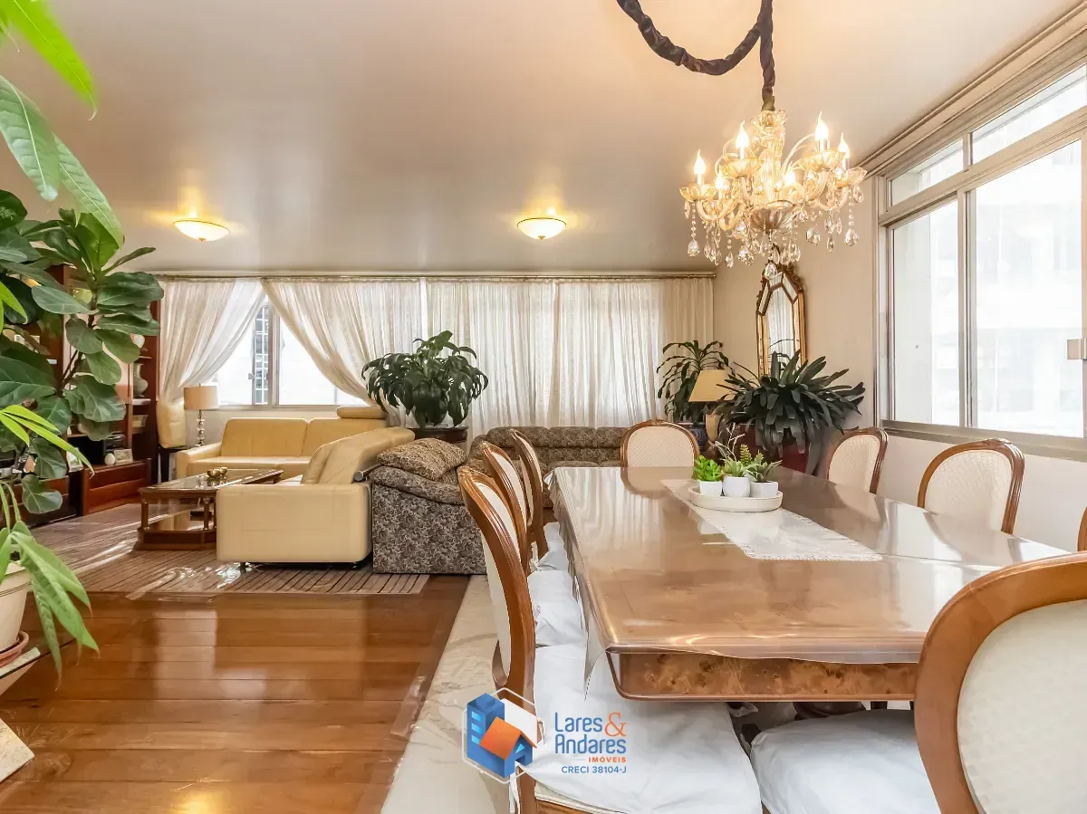 Foto do imóvel Apartamento para venda em Itaim Bibi com 3 quartos, sendo 1 suíte, 180m² em Rua Doutor Renato Paes de Barros