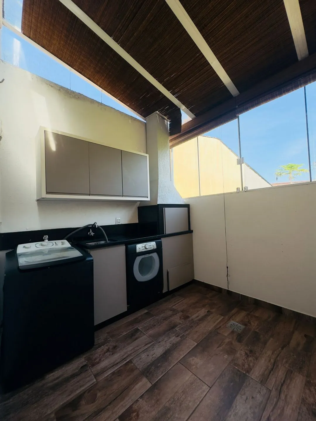 Imagem Casa à venda em Torres, Getúlio Vargas, com 2 quartos, 65m2