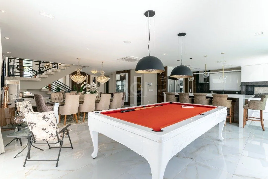 Imagem Casa Condominio para Venda - 519m², 4 dormitórios, sendo 4 suites, 2 vagas - Sans Souci