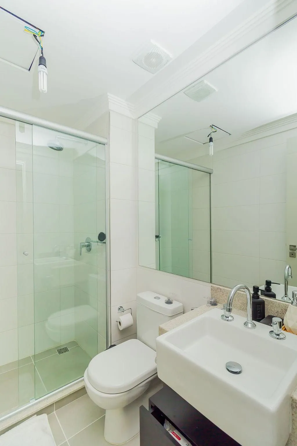 Imagem Apartamento de 1 quarto (studio) e uma vaga no bairro Moinhos de Vento em POA