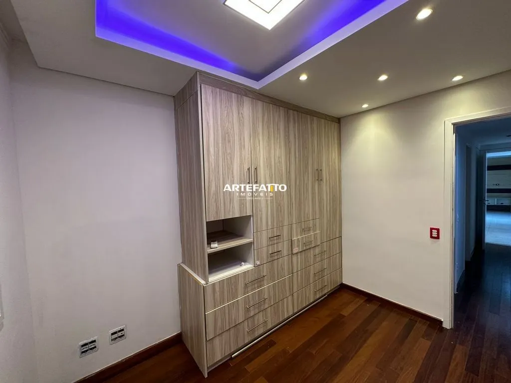 Imagem Lindo Apartamento Reformado110m2 com 3 suites e 2 vagas