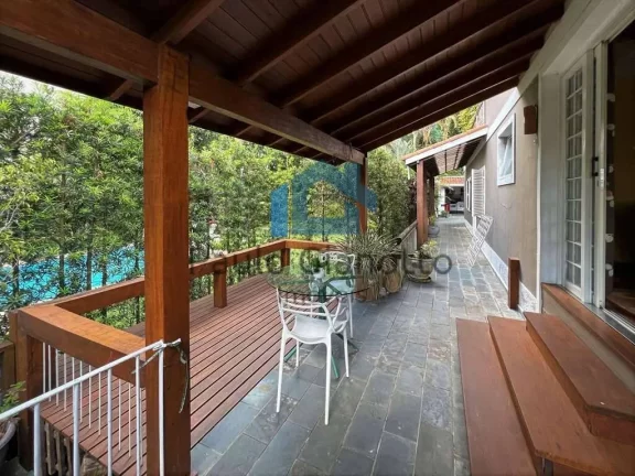 Imagem Imóvel de Alto Padrão (duas casas) Condomínio Fechado