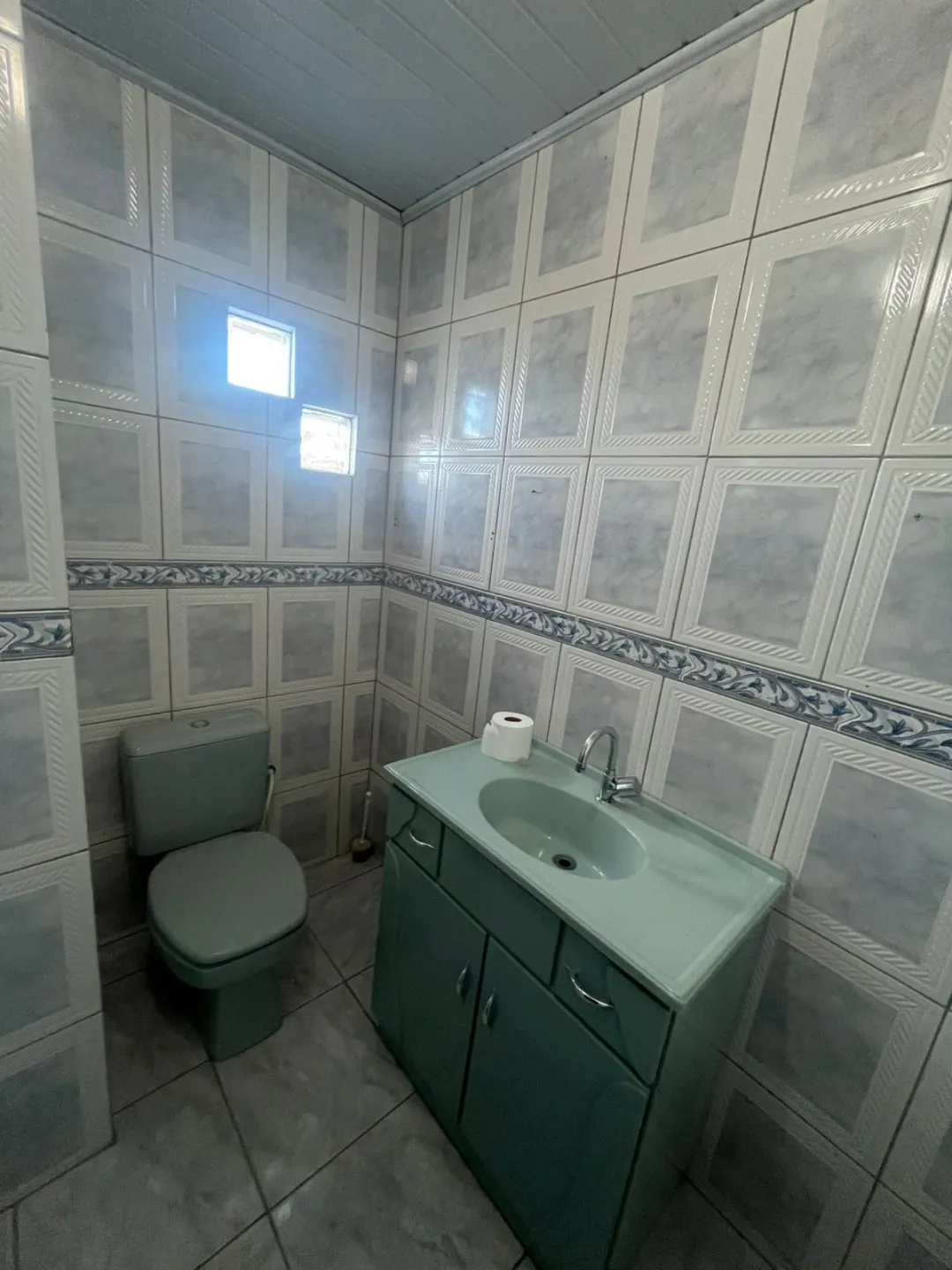 Imagem CASA À VENDA EM VIAMÃO - BAIRRO VIAMÓPOLIS! Excelente oportunidade para quem busca espaço, conforto e uma localização privilegiada!