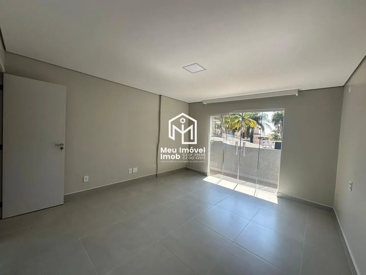 Imagem Casa Condomínio 4 quartos 3 suítes 4 Vagas 300M² Arniqueiras