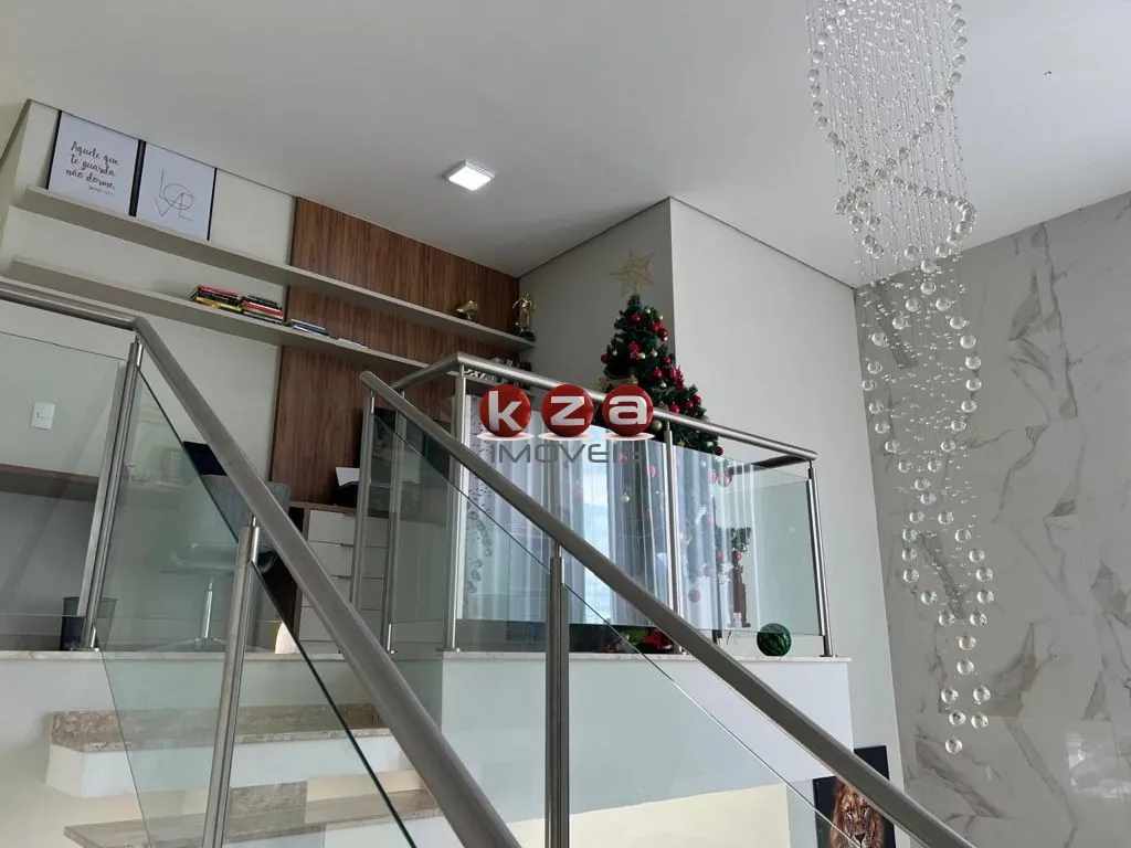 Imagem Linda Casa a venda no Condomínio Villa do Sol em Valinhos - 3 suítes, 2 salas, 5 banheiros, piscina e gourmet, 4 vagas, 230m².