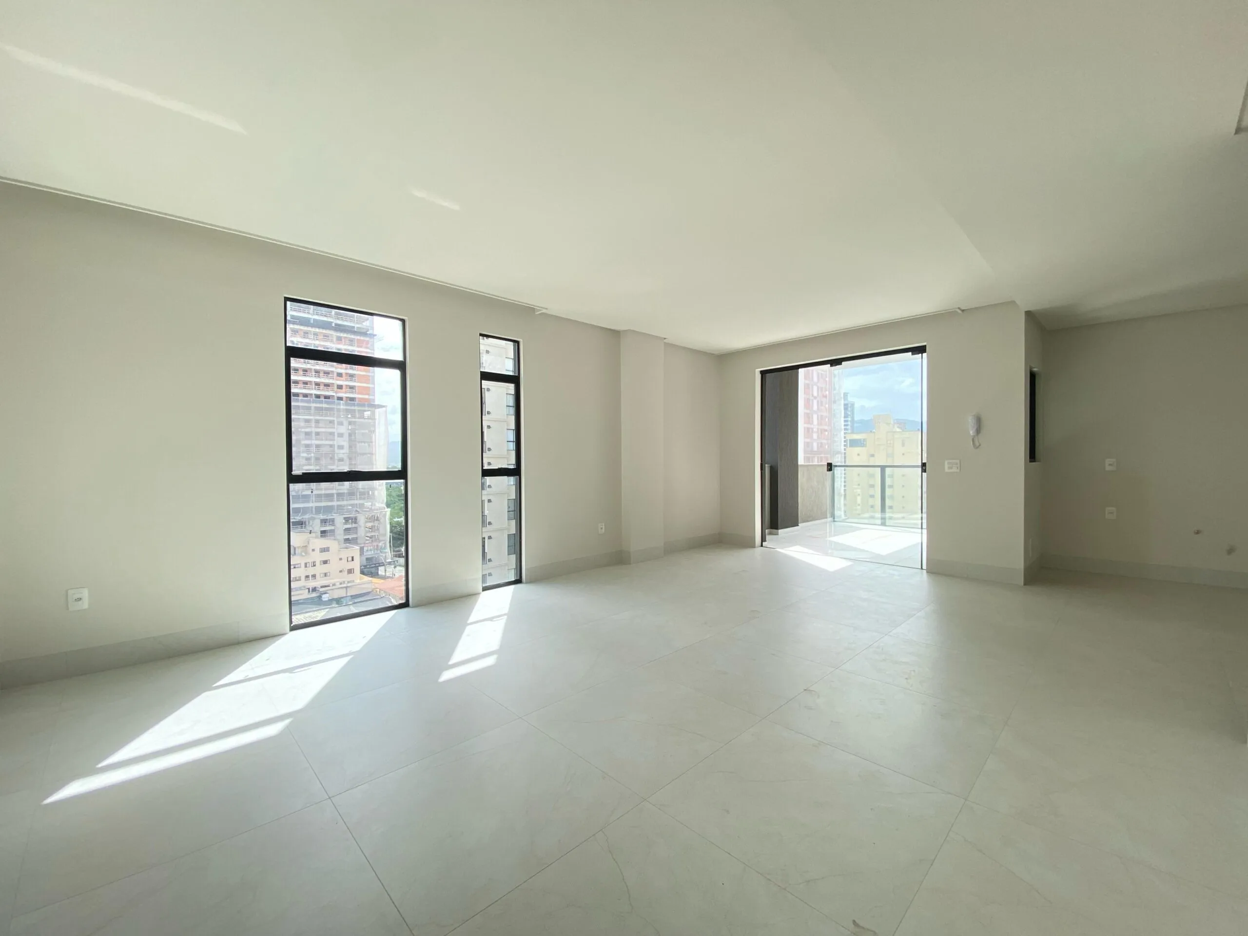 Imagem Apartamento à venda com 125m2 por R$ 1.540.000,00