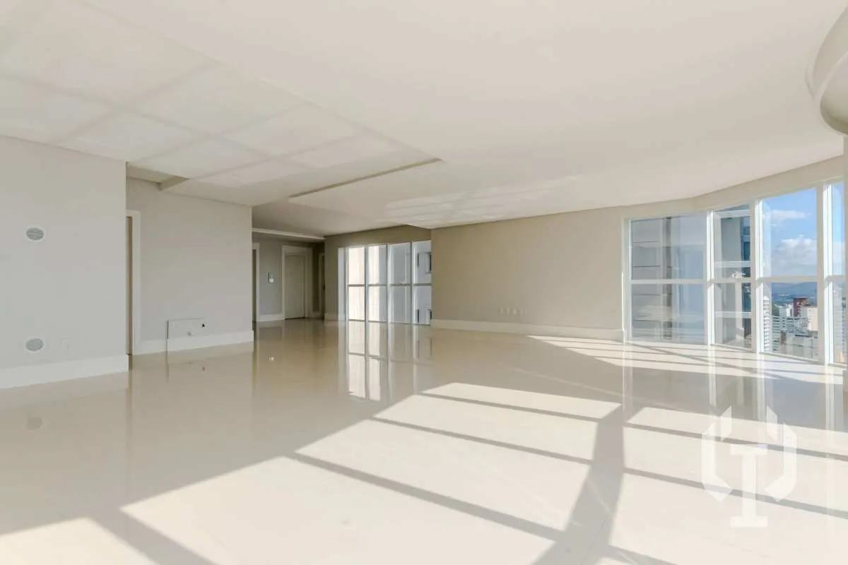 Imagem Apartamento à venda em Balneário Camboriú, Barra Sul, com 4 quartos, 237m2