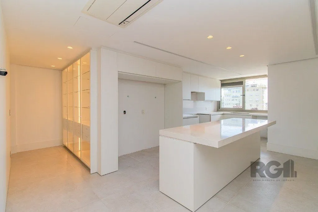 Imagem apartamento - 4 dormitórios - 4 vagas - 388,44 m² - Moinhos de Vento