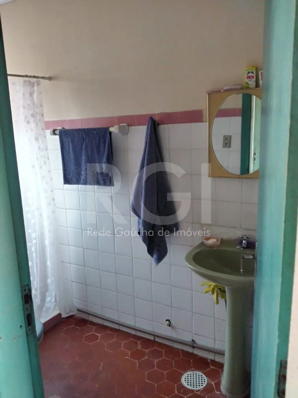 Imagem Casa para Venda - 130m², 2 dormitórios, 1 vaga - Cidade Baixa