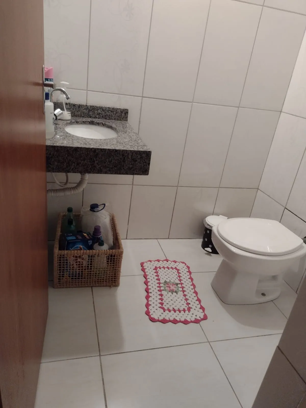 Imagem Maravilhosa Casa Térrea no Jardim Napoli com 2 Suítes e Garagem para 2 Carros!