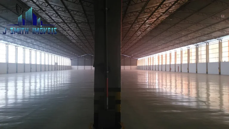 Imagem GALPÃO 10.000m², TERRENO 15.000m², 12 DOCAS, PISO EM EPOXI, NA CASTELO.
