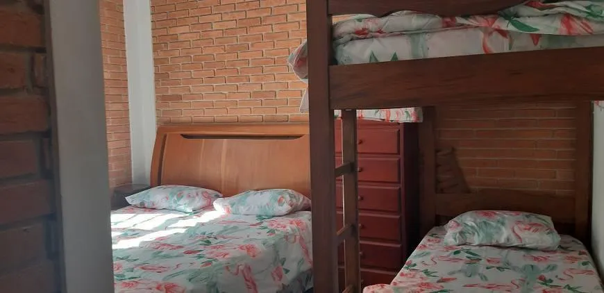 Imagem LINDA CASA- CONDOMÍNIO FECHADO