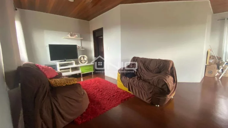 Imagem Casa Suite e 03 Quartos Fraron