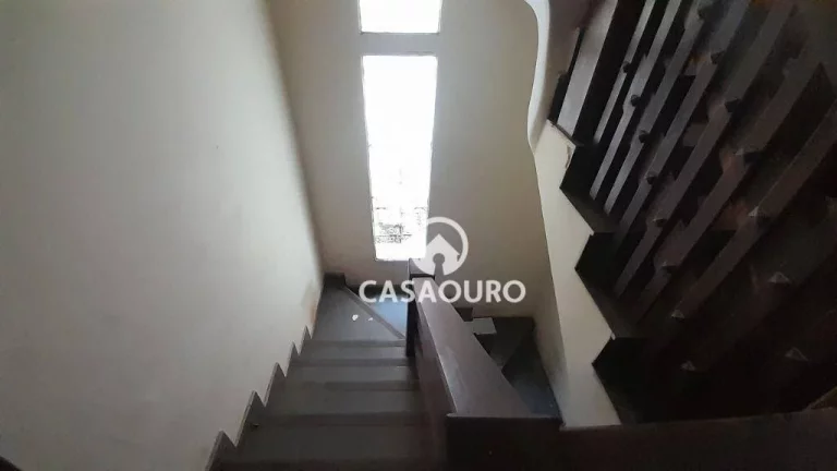 Imagem Casa com 6 dormitórios à venda, 400 m² por R$ 900.000,00 - Serra - Belo Horizonte/MG