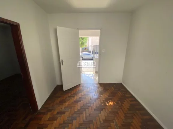 Imagem Casa à venda em São Benedito, Uberaba, com 2 dormitórios