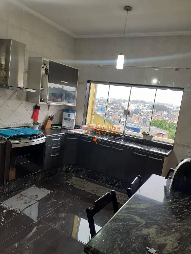 Imagem Sobrado com 4 dormitórios à venda, 265 m² por R$ 800.000,00 - Cidade Jardim Cumbica - Guarulhos/SP