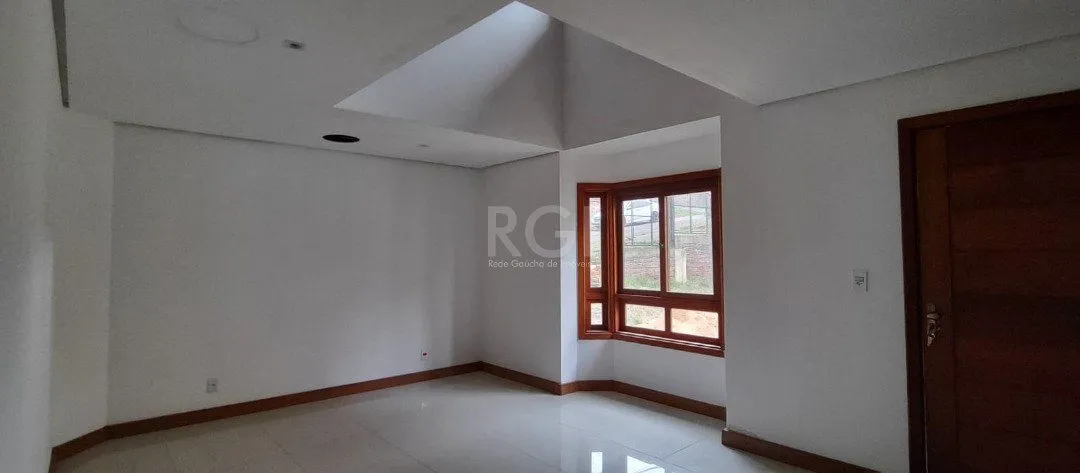Imagem Casa Condominio para Venda - 158m², 3 dormitórios, sendo 1 suites, 2 vagas - Tristeza