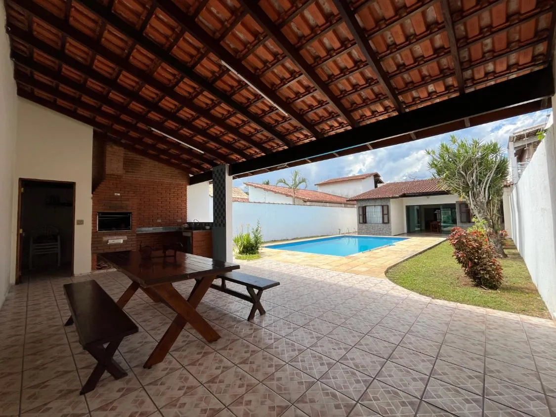 Foto do imóvel CASA LINDA COM PISCINA A 100 METROS DO MAR NO CIBRATEL I ITANHAEM