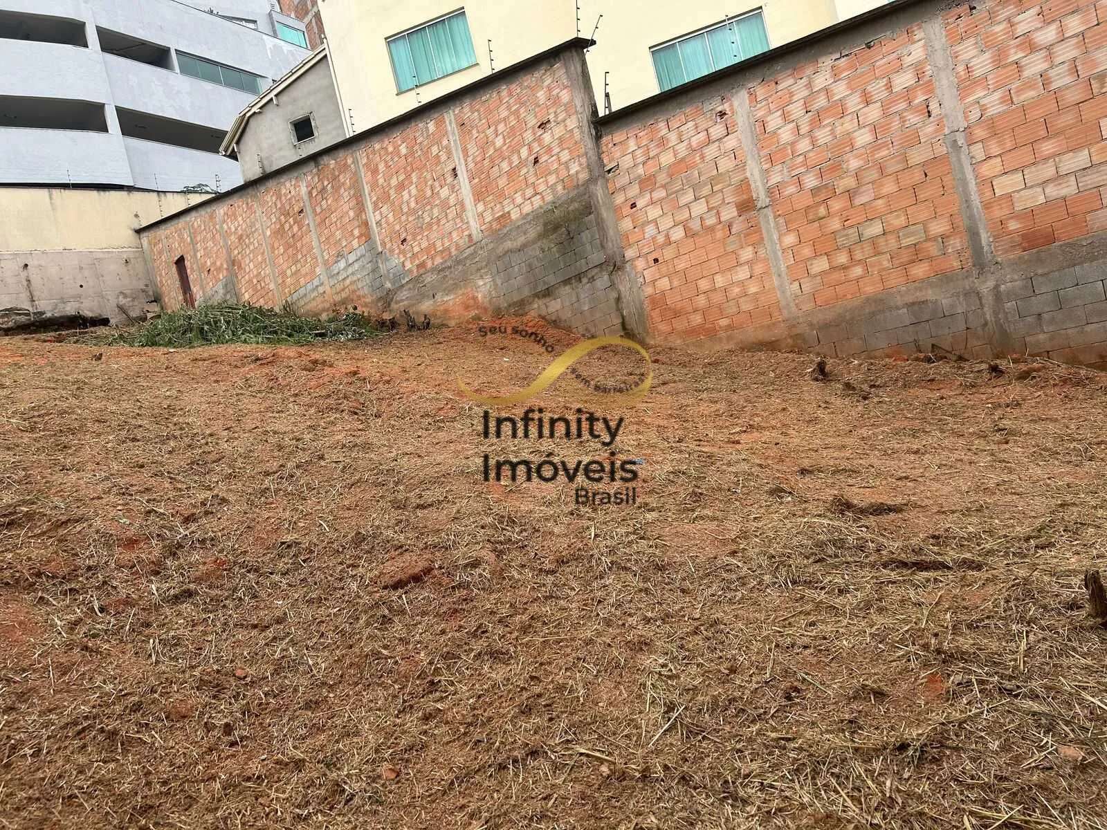Imagem Loteamento à venda no bairro João Pinheiro - Belo Horizonte/MG