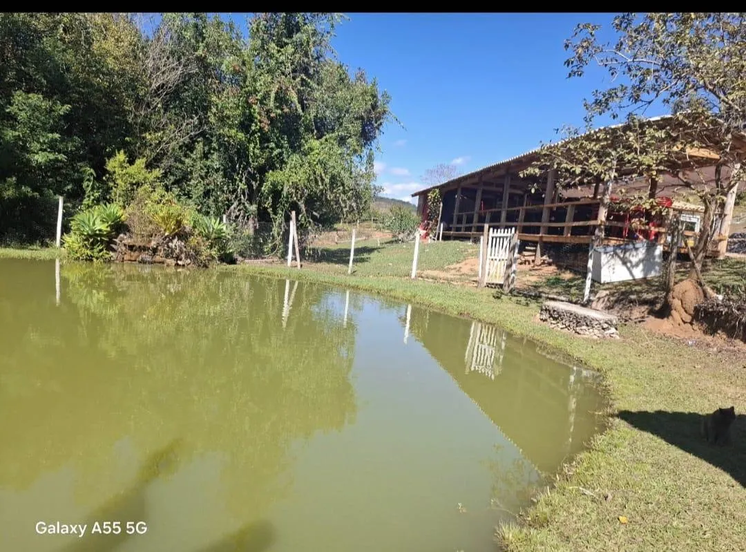 Imagem Vende-se Sítio Completo ? Rancho Terra Tombada - 16 hectares de terra