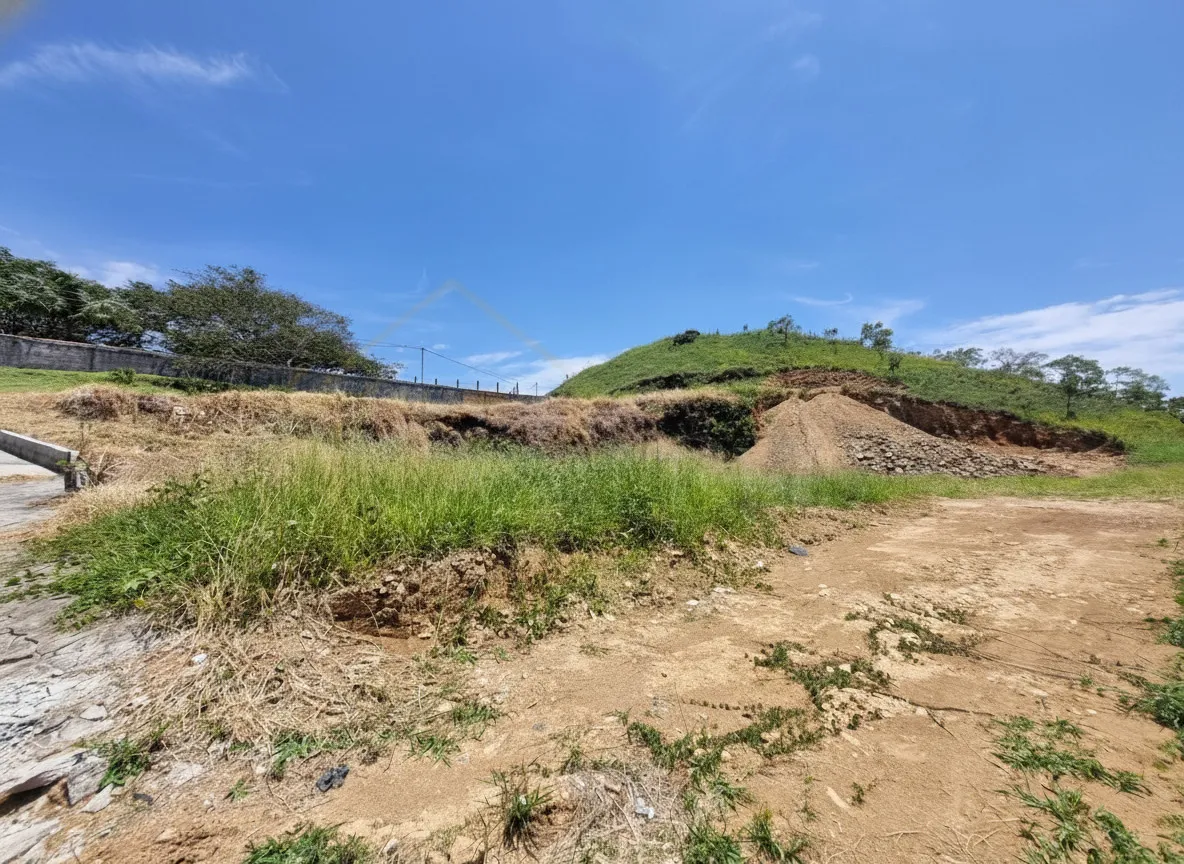 Imagem Terreno 580 m² à venda em Jardim Santa Augusta, Poços de Caldas