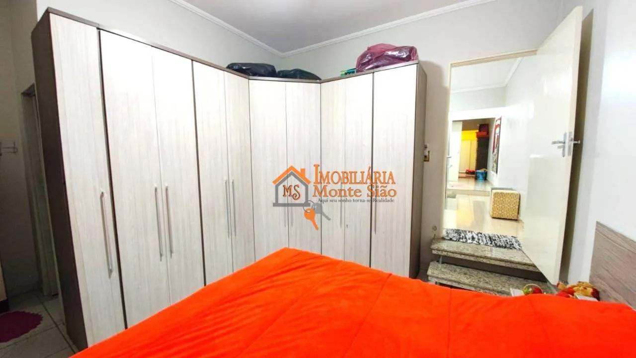 Imagem Sobrado com 4 dormitórios à venda, 300 m² por R$ 650.000,00 - Cidade Jardim Cumbica - Guarulhos/SP