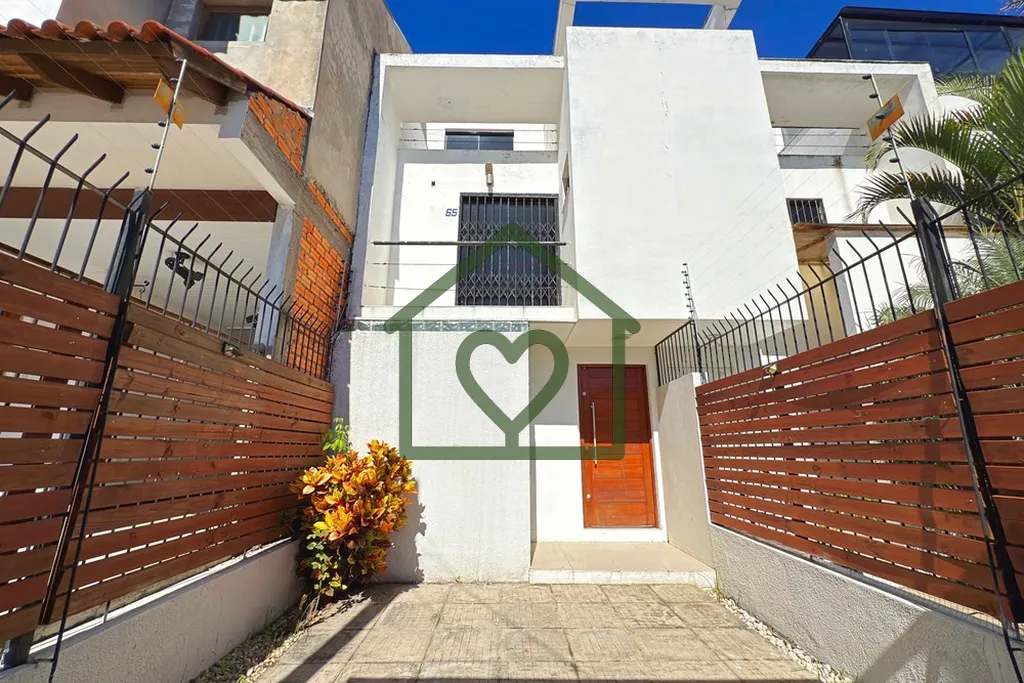 Imagem Casa com 110m² privativos, 3 dormitórios, sendo 1 suíte com sacada, projetada para oferecer confo...