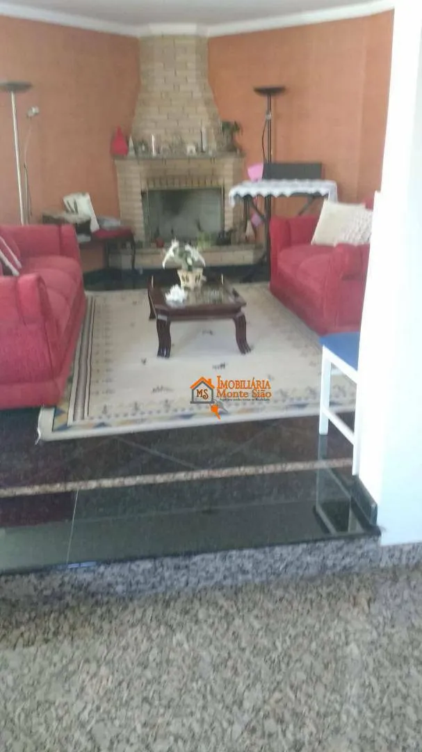 Imagem Casa com 5 dormitórios à venda, 570 m² por R$ 2.950.000,00 - Caputera - Arujá/SP