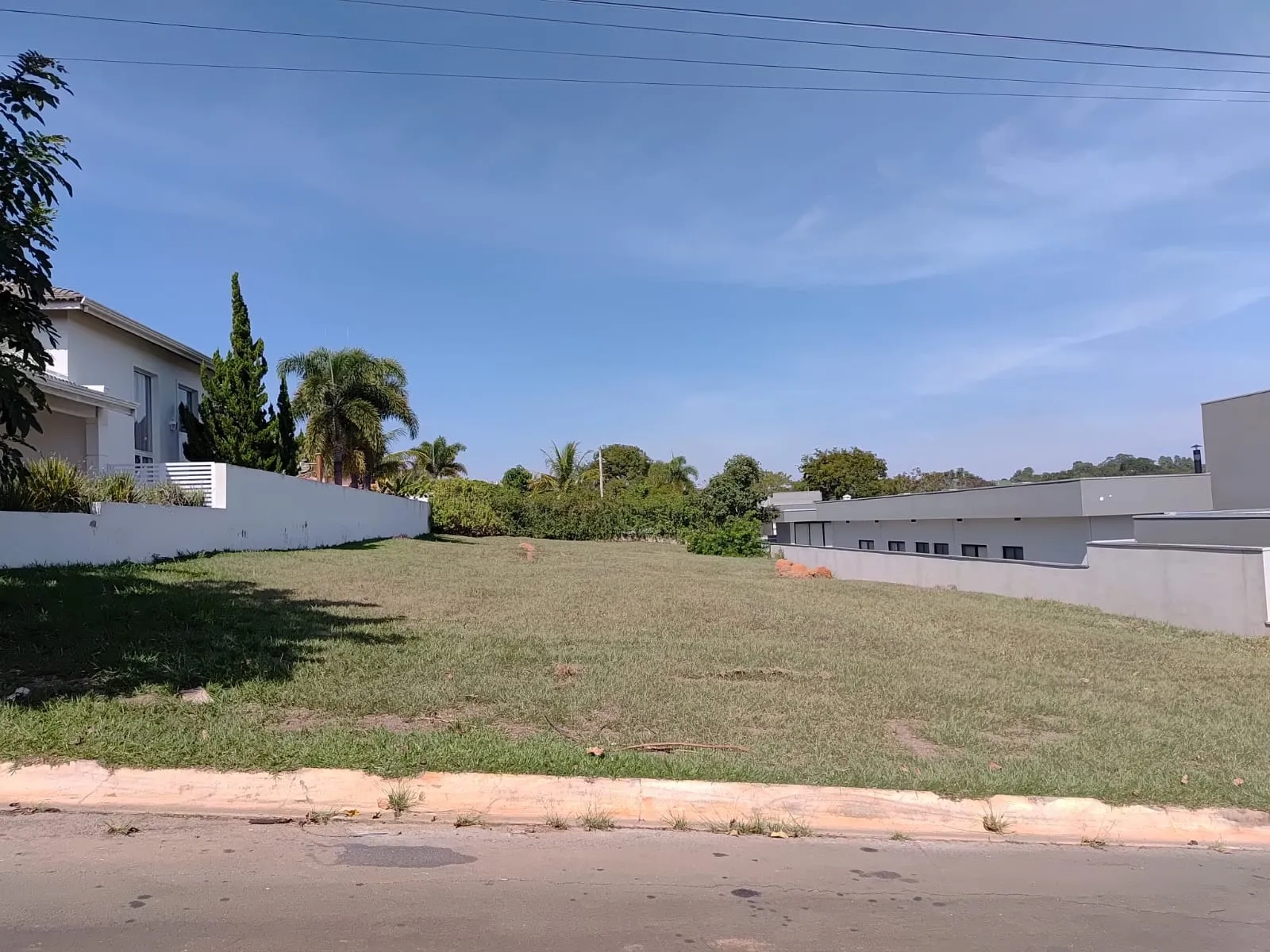 Foto do imóvel Terreno 1000m² Condomínio Portal dos Lagos em Condominio Portal dos Lagos, BOITUVA - SP