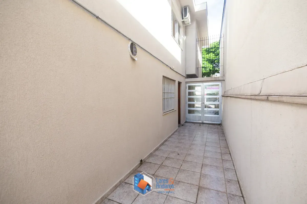 Imagem Casa para venda em Jardim da Glória com 6 quartos, sendo 2 suítes, 210m²