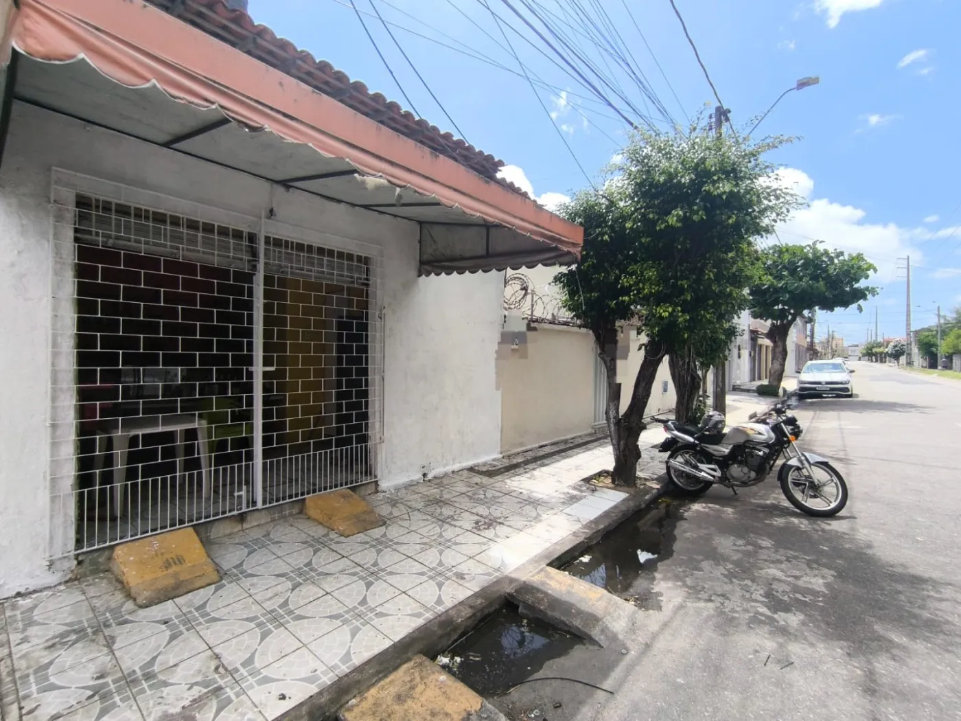 Imagem Casa para Venda em Fortaleza, Parque Araxá, 3 dormitórios, 4 banheiros, 2 vagas