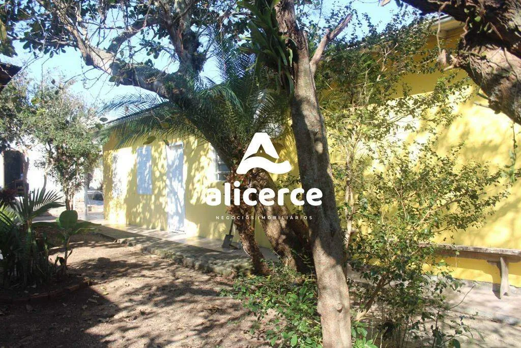 Imagem Terreno com Casa à venda l 2.085,85m² l Tapera da Base - Florianópolis/SC