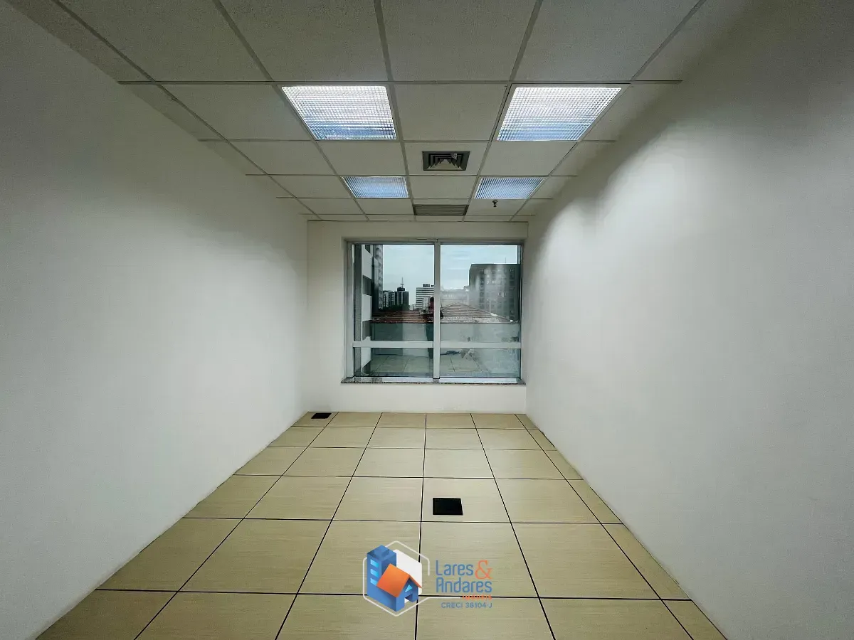 Imagem Conjunto comercial para venda em Mirandópolis, 75m²