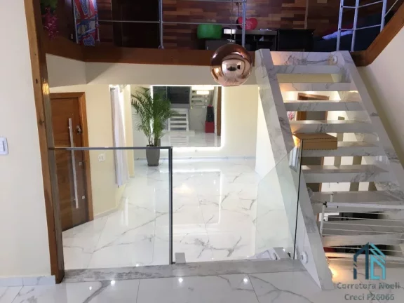 Imagem (PERMUTA) Sobrado triplex, 03 quartos c/suíte ótimo espaço nos fundos, no Rio Verde em Colombo PR