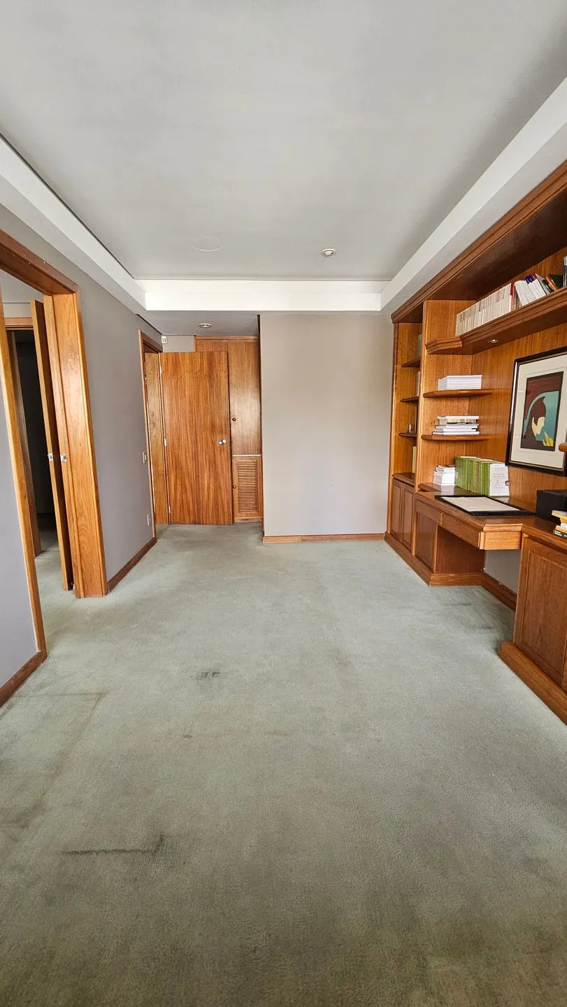 Imagem Conjunto Comercial à venda em Porto Alegre, Higienópolis, 75.61m2