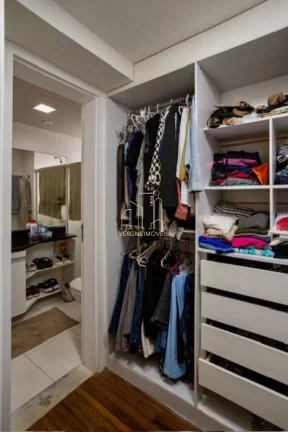 Imagem Apartamento com três suítes closet amplo living à venda em Alphaville Salvador