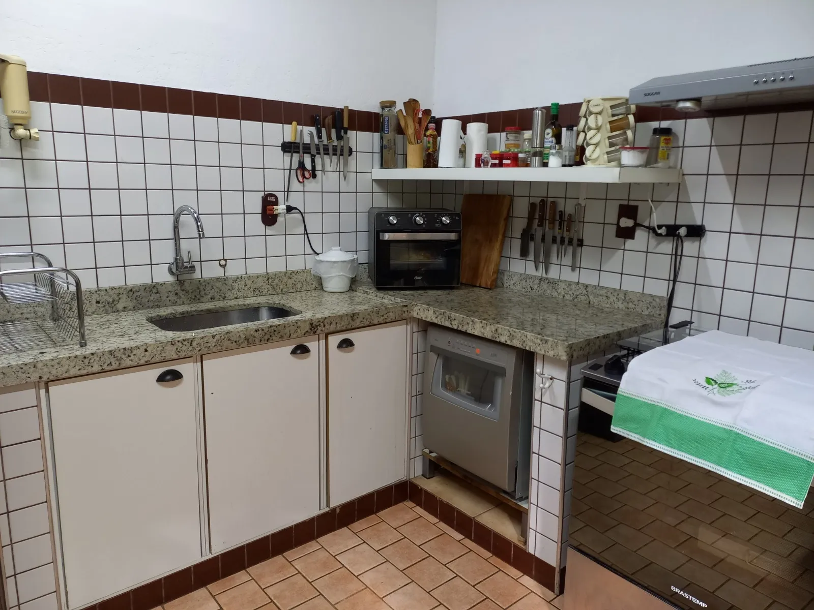 Imagem "Propriedade Versátil em Piedade com Estrutura Completa para Turismo e Eventos"