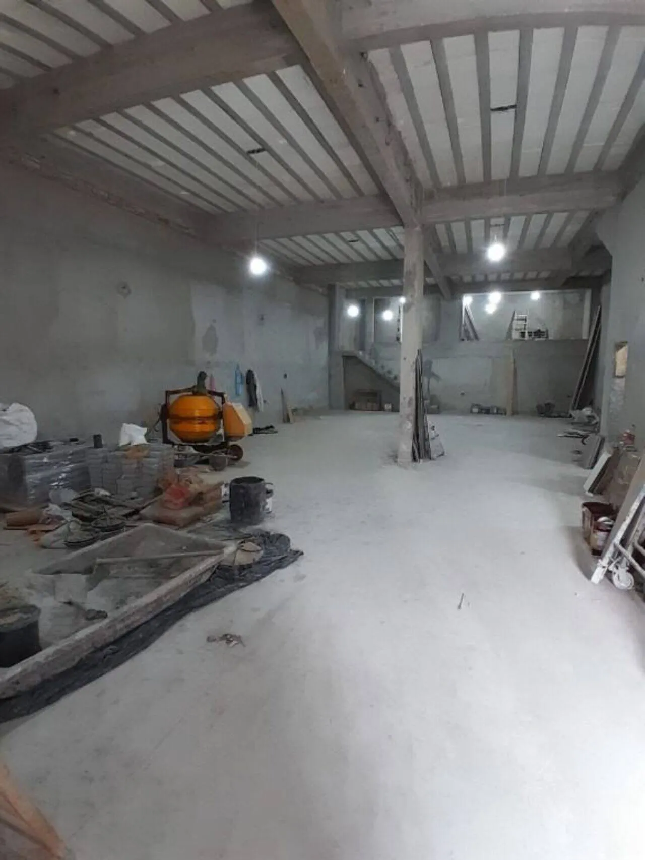 Imagem ALUGO PRÉDIO COMERCIAL NA AV DONA BELMIRA MARIM!