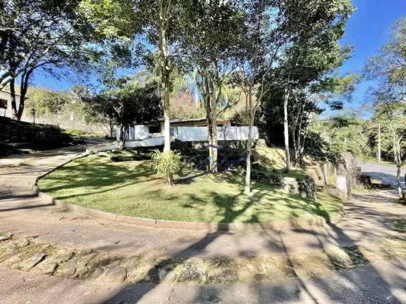 Imagem Casa com 3 quartos (1 suíte) à venda, 478 m² - Vila Real Moinho Velho - Embu das Artes/SP