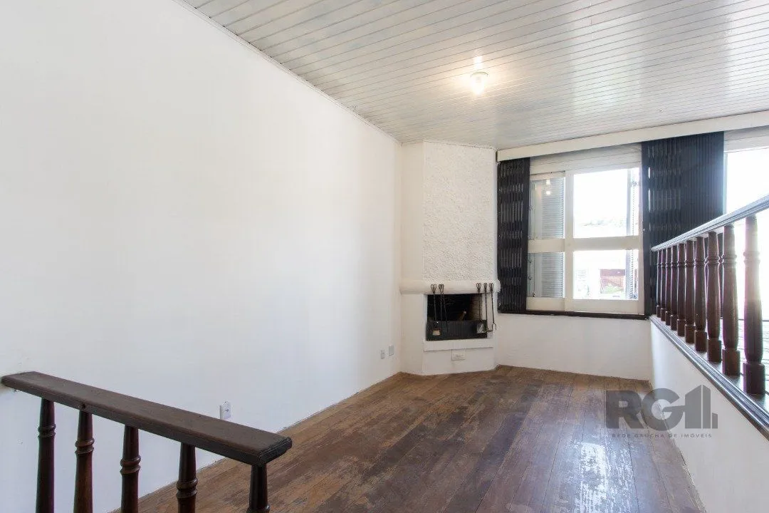 Imagem Casa para Venda - 337m², 3 dormitórios, sendo 1 suites, 3 vagas - Cristal