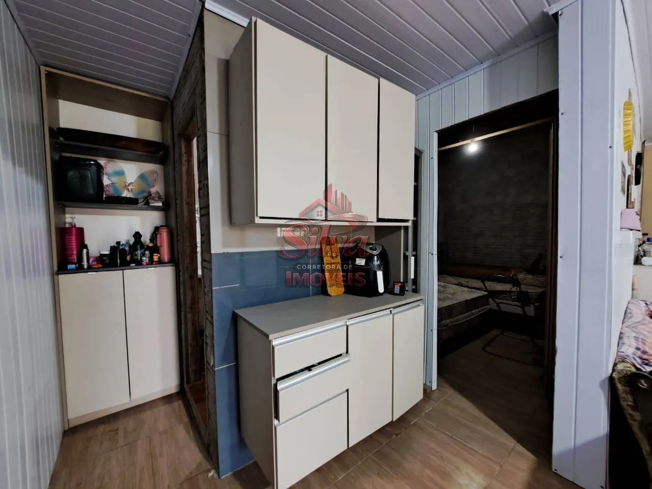 Imagem C139 | Casa 4 dormitórios com pátio cercado em Mariluz
