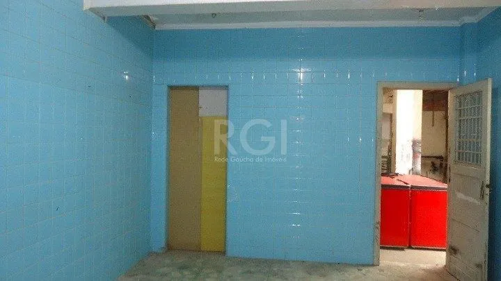 Imagem Casa para Venda - 160m², 3 dormitórios, 1 vaga - Cidade Baixa